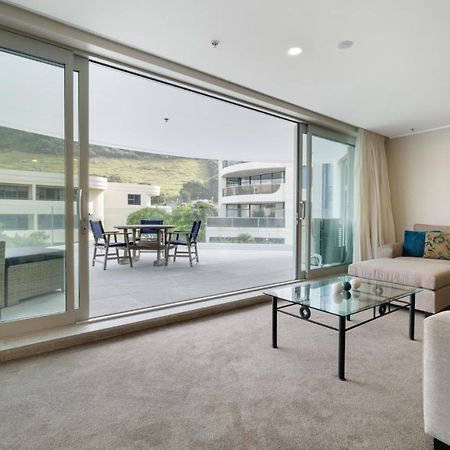 Oceanside Apartment With Garden Views Mount Maunganui Exterior foto